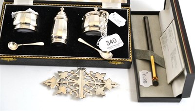 Lot 340 - A silver three piece cruet set, a buckle, a Ferrari Formula ballpoint pen and two silver...