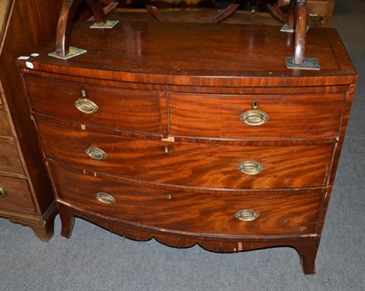 Lot 554 - A Regency mahogany bow fronted chest of drawers