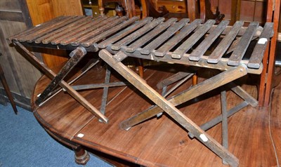 Lot 737 - A pair of folding luggage stands