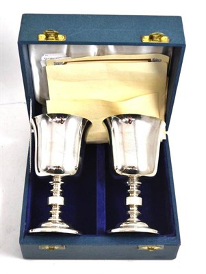 Lot 56 - A pair of cased Beverley silver goblets with certificate num. 373 and 374, Birmingham 1972