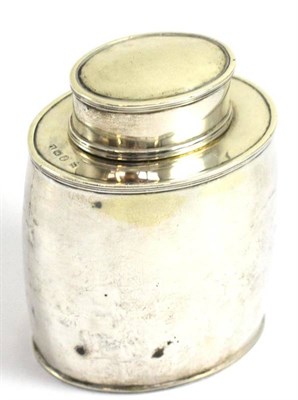 Lot 325 - A George III silver tea canister and cover