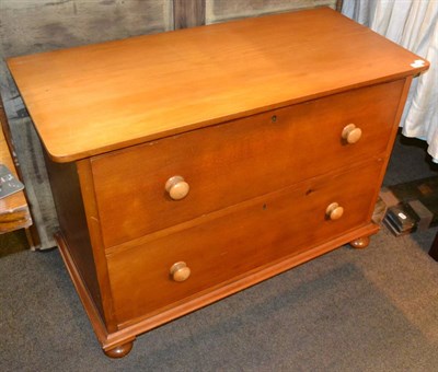 Lot 1325 - Victorian two height chest of drawers