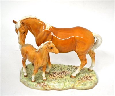 Lot 33 - Beswick Mare and Foal on base, model No. 953, second version, palomino gloss  (a.f.)
