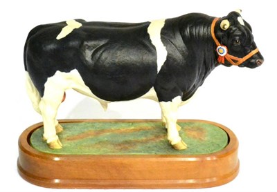 Lot 110 - Royal Worcester British Friesian Bull ";Terling Trusty";, model No. RW3746 by Doris Lindner,...
