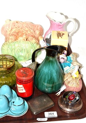 Lot 364 - Tray of assorted ceramics, glass and sundry