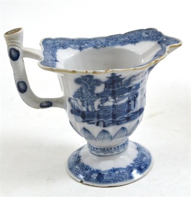 Lot 421 - Chinese blue and white cream jug