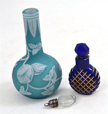 Lot 470 - A Victorian glass Webb(?) cameo small vase, an early Victorian cobalt blue scent bottle and a...