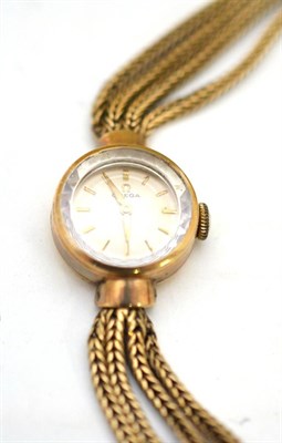 Lot 576 - A 9ct gold cased lady's Omega wristwatch