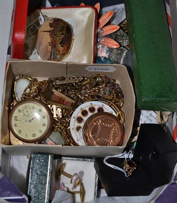 Lot 592 - A quantity of jewellery including watches, costume jewellery etc