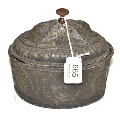 Lot 665 - Lead tobacco box