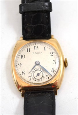 Lot 741 - A 9ct gold wristwatch