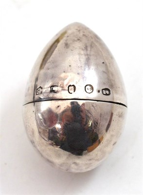 Lot 744 - A George III silver egg shaped nutmeg grater, maker's mark worn, Birmingham 1899