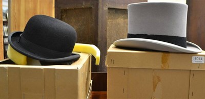 Lot 1014 - A grey top hat (boxed) and a bowler hat (cased)