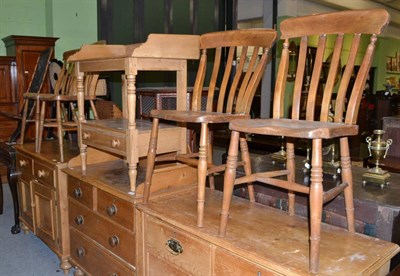 Lot 1362 - A Victorian pine washstand and four kitchen chairs