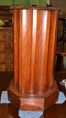 Lot 1411 - Victorian mahogany pot cupboard