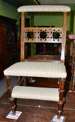 Lot 1414 - Victorian prayer chair