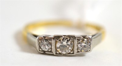 Lot 43 - A diamond three stone ring
