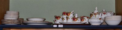 Lot 118 - Quantity of Royal Albert Old Country Roses