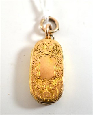 Lot 191 - An antique gold lady's vesta case