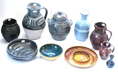 Lot 32 - Ten pieces of Cricklade studio pottery