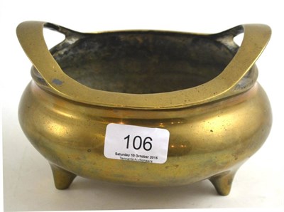 Lot 106 - A Chinese bronze ding