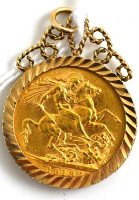 Lot 120 - A full sovereign and mount