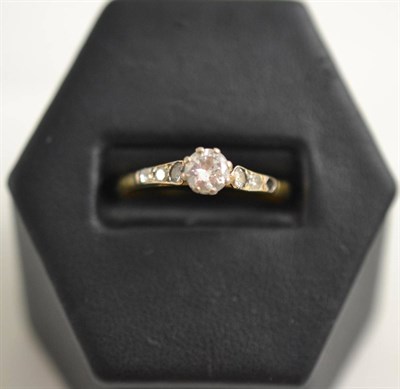Lot 123 - Diamond solitaire ring (a.f.)