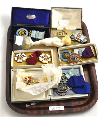 Lot 352 - Collection of eleven silver gilt and gilt metal Masonic jewels and a Royal Doulton figure...