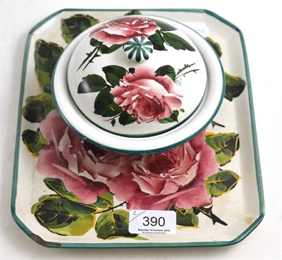 Lot 390 - A Weymss soap dish and cover and a Wemyss tray, rose pattern (a.f.) (2)