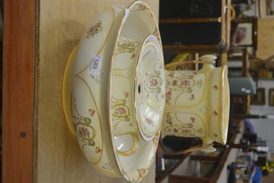 Lot 589 - Crown Devon wash basin, chamber pot, soap dish and matching water pale