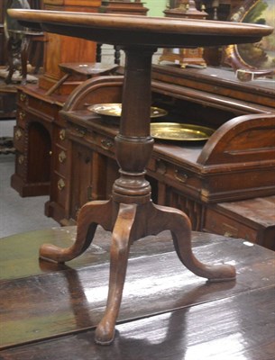 Lot 743 - A Georgian mahogany tripod table