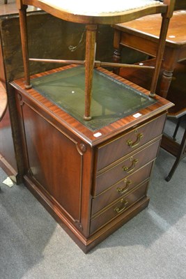 Lot 770 - A Bevan & Funnell reproduction filing cabinet