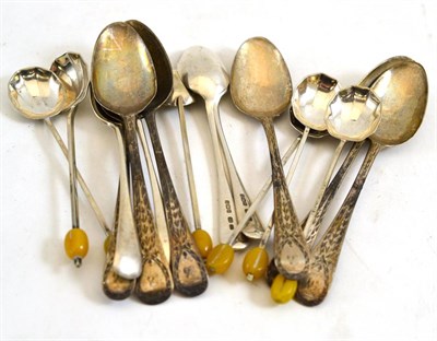 Lot 165 - Quantity of silver tea and coffee spoons