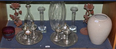 Lot 256 - Modern items comprising large Dartington glass vase, pair of Wedgwood glass candlesticks, plain...