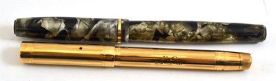 Lot 280 - A 9ct gold pen and another