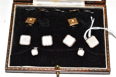 Lot 291 - A suite of buttons and collar studs in a fitted case (cufflinks missing) and two additional studs