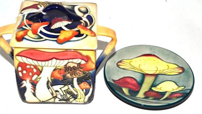 Lot 386 - A modern Moorcroft Toadstool Carnival 234/4 box and cover, designed by Emma Bossons, numbered...