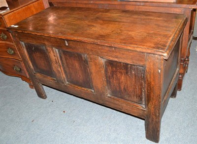 Lot 554 - 19th century pine coffer