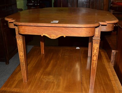 Lot 607 - An Edwardian inlaid table with shaped top (reduced)