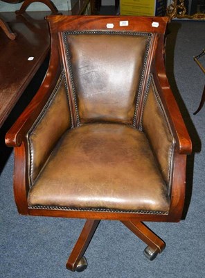 Lot 763 - An office chair