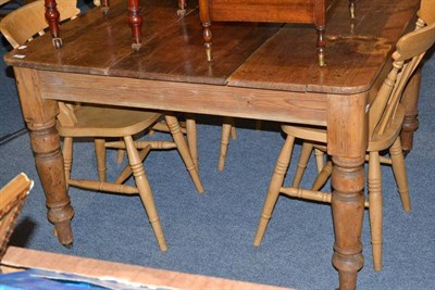 Lot 862 - A farmhouse pine dining table