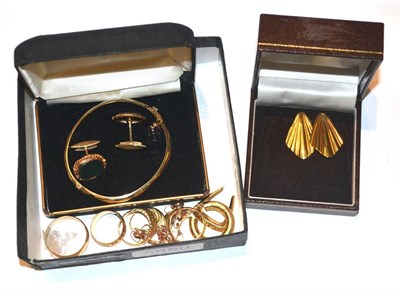 Lot 5650 - A pair of bloodstone cufflinks stamped '375', four 9ct gold rings, 9ct gold bangle, pair of 9ct...