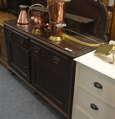 Lot 6028 - A Victorian small pine sideboard