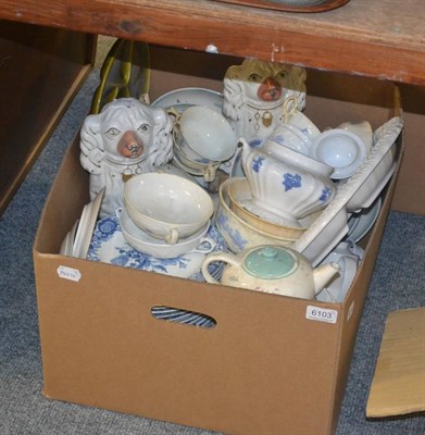 Lot 6103 - A quantity of mostly English ceramics including assorted ornamental items, dinner wares, pair...