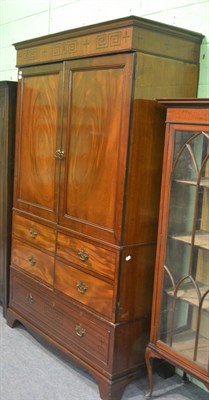 Lot 6267 - A Georgian mahogany linen press