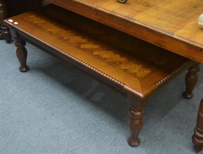 Lot 6357 - An oak coffee table on turned legs