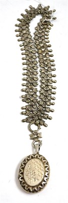 Lot 77 - Victorian locket on necklace