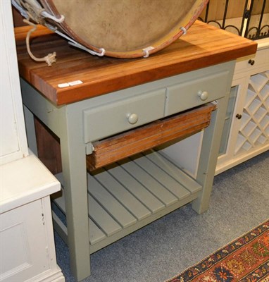 Lot 1012 - Solid wood butchers block with bread/veg tray