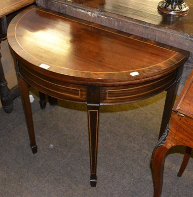 Lot 1364 - Mahogany inlaid folding tea table