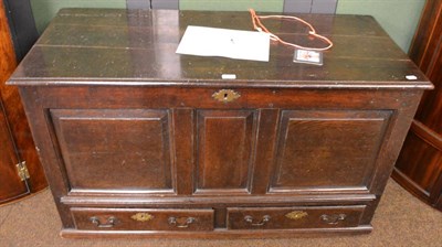 Lot 1455 - 18th century panelled oak coffer